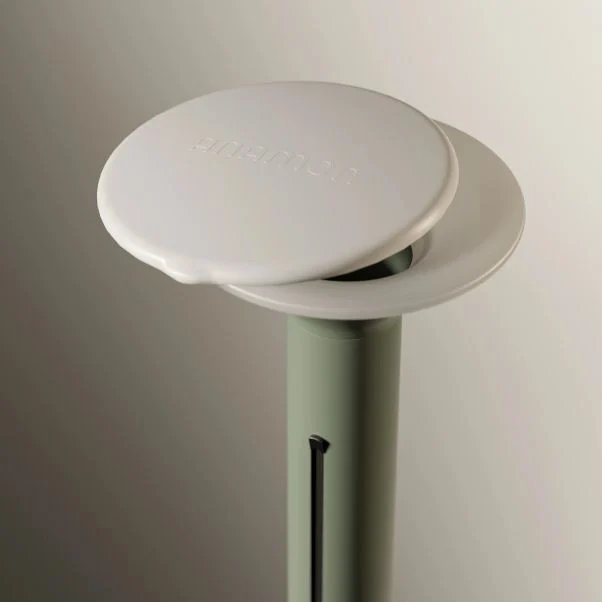 Tampa superior com logotipo Anamon gravado